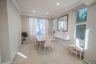 28847 Garnet Canyon Dr in Santa Clarita, CA - Building Photo - Building Photo