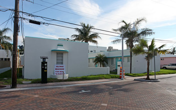 Patio Apartments in Hollywood, FL - Building Photo - Building Photo