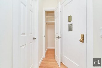 MOTT STREET, Unit 5R in New York, NY - Building Photo - Building Photo