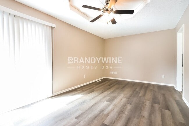 1909 NE McKee Ln in Lee's Summit, MO - Building Photo - Building Photo