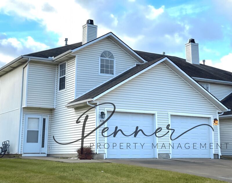 503 NE 1st St in Oak Grove, MO - Building Photo