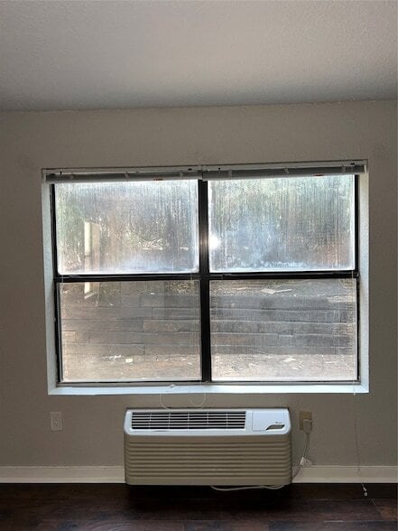 property at 701 W Sycamore St