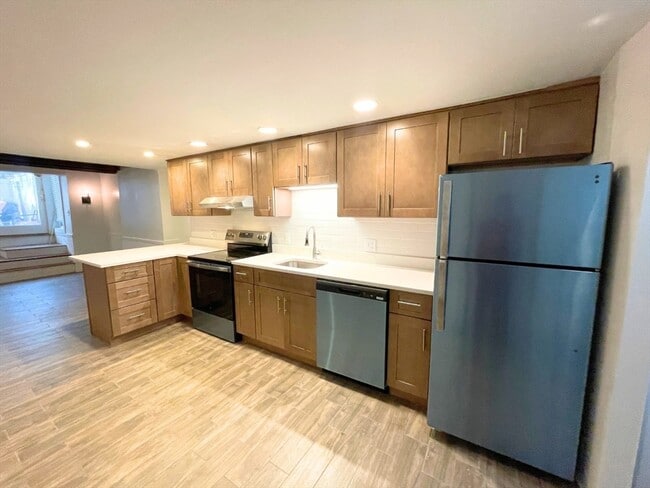 property at 24 Front St