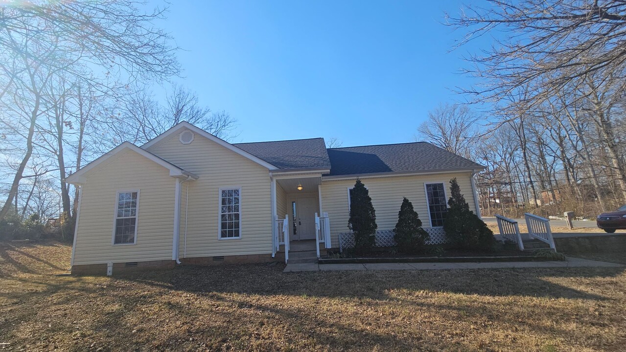 400 Melinda Dr in Clarksville, TN - Building Photo