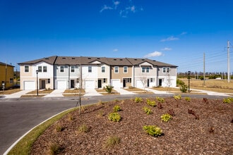 Beacon at Arbours Townhomes in Ruskin, FL - Building Photo - Building Photo