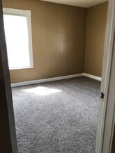 1641 Acushnet Ave, Unit 1641 Acushnet Ave Apt#3 in New Bedford, MA - Building Photo - Building Photo