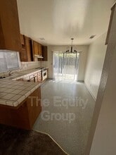 4605 W Cypress Ave in Visalia, CA - Building Photo - Building Photo