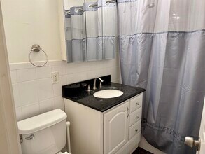 328 Broadway, Unit #1 in Somerville, MA - Building Photo - Building Photo
