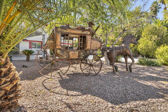 3037 Palomino Ln in Las Vegas, NV - Foto de edificio - Building Photo