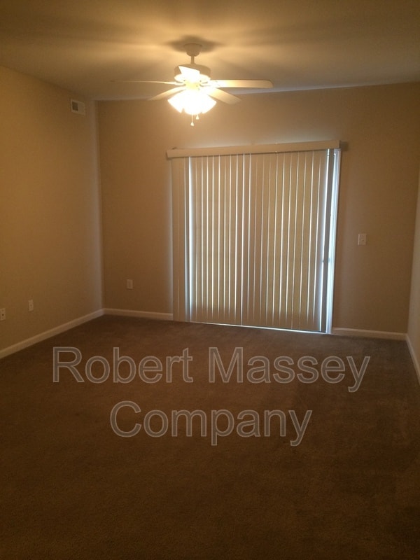12500 Townepark Way in Louisville, KY - Building Photo - Building Photo
