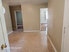 531 E Miracle Strip Pkwy in Mary Esther, FL - Building Photo - Building Photo