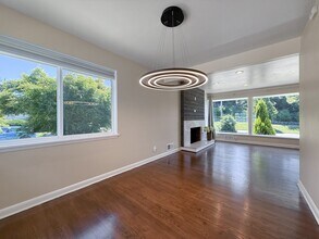 1618 S Spokane St in Seattle, WA - Building Photo - Building Photo