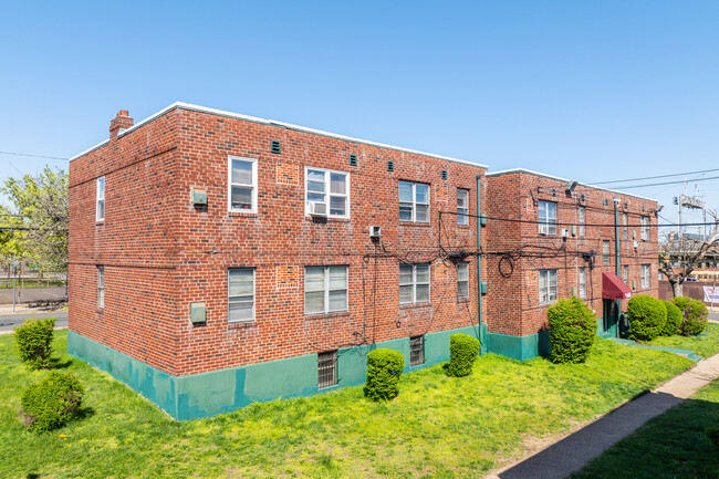 Renaissance Gardens in Philadelphia, PA - Building Photo - Primary Photo