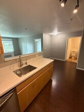 1435 India St, Unit 308 in San Diego, CA - Foto de edificio - Building Photo