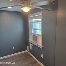 202 1/2 16th Ave in Belmar, NJ - Building Photo - Building Photo
