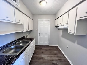 3793 Helen Ann Dr in Memphis, TN - Building Photo - Building Photo