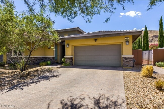 property at 5841 Heavenly Midst Ln