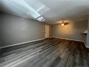 5853 Century Oaks Dr in Fayetteville, NC - Building Photo - Building Photo