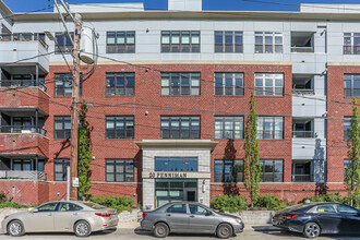 Penniman on the Park in Allston, MA - Foto de edificio - Building Photo