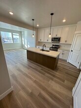 454 E Nickel Ln in Vineyard, UT - Building Photo - Building Photo