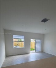 268490 SW 121st Ave in Princeton, FL - Building Photo - Building Photo