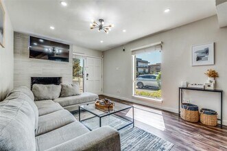 4347 Dickason Ave in Dallas, TX - Building Photo - Building Photo