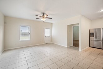 2516 Pearl Ct in Texas City, TX - Building Photo - Building Photo