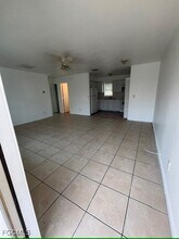 13861 First St in Ft. Myers, FL - Building Photo - Building Photo