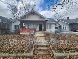 823 S 10th St in Terre Haute, IN - Building Photo