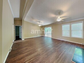1103 Lexington Pointe Ln in Apex, NC - Building Photo - Building Photo