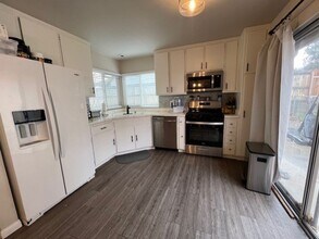 1008 Cypress Way in Tehachapi, CA - Building Photo - Building Photo