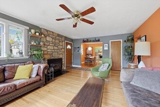 201 Bowdoin Ave in Swarthmore, PA - Building Photo - Building Photo