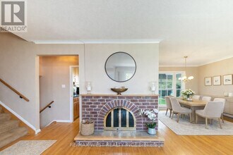 73 Ravensbourne Crescent in Toronto, ON - Building Photo - Building Photo