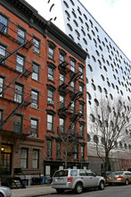 344 W 17th St in New York, NY - Building Photo - Building Photo