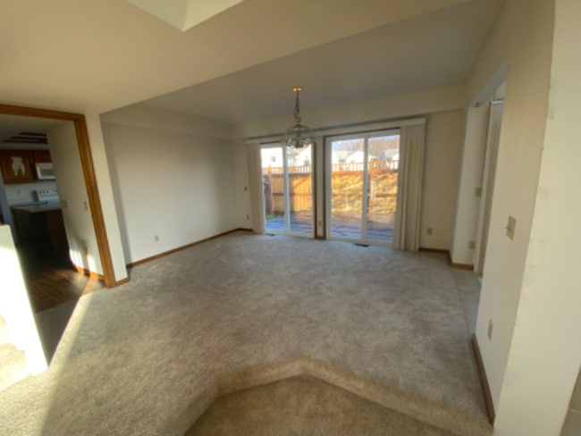 2814 Brittany Dr in Anchorage, AK - Building Photo - Building Photo