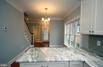 6 Harris Rd in Princeton, NJ - Building Photo - Building Photo