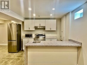 28 El Dorado St in Richmond Hill, ON - Building Photo - Building Photo