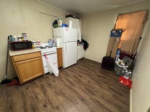 The Crystal on C Ave in Kearney, NE - Building Photo - Building Photo