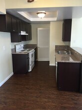 2284 Dunlop St in San Diego, CA - Foto de edificio - Building Photo