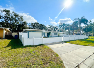 1501 Carlos Ave in Clearwater, FL - Foto de edificio - Building Photo