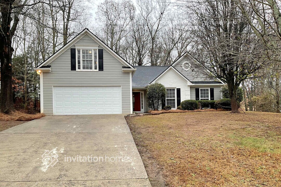 1765 Clayton Cir in Cumming, GA - Foto de edificio