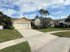 23160 SW 53rd Ave in Boca Raton, FL - Building Photo