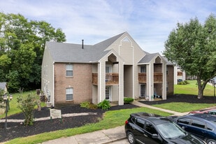 The Arbor Apartments at East Lake Landing in Dry Ridge, KY - Building Photo