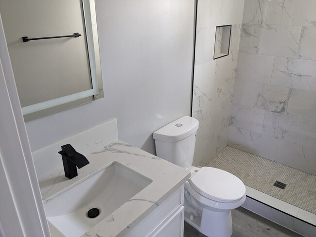 4343 Bancroft St in San Diego, CA - Building Photo - Building Photo