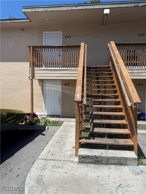 property at 824 Alderman St