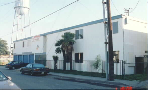 3500 Sanborn Ave in Lynwood, CA - Building Photo