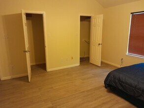 1919 Doliver Cir in Missouri City, TX - Building Photo - Building Photo