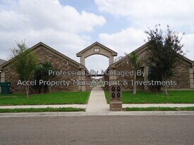 1803 S Ironwood St in Pharr, TX - Building Photo