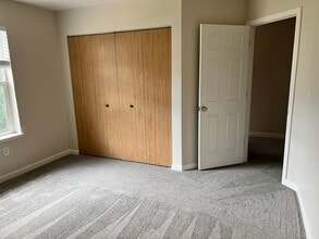 5555 Glenridge Way in Klamath Falls, OR - Building Photo - Building Photo