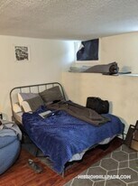 890 Huntington Ave, Unit B-1 in Boston, MA - Building Photo